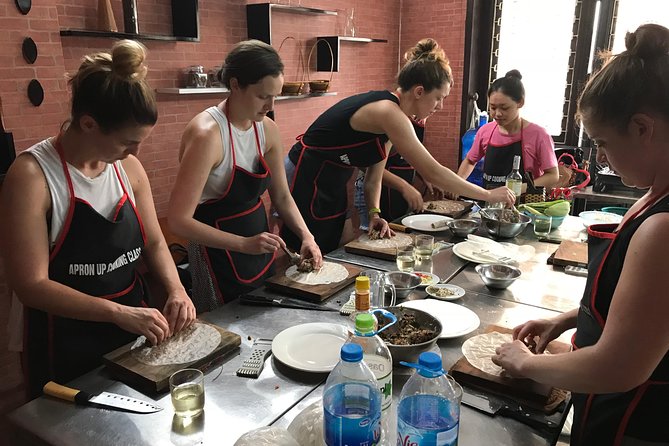 5 Traditional Dishes Hanoi Cooking Class with Market Trip - Pho Bo and Bun Cha: Learning Hanoi’s Signature Comfort Foods