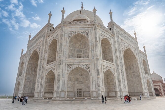 All Inclusive Private Taj Mahal Luxury Tour from Delhi by Car - The return to Delhi and the little extras that matter