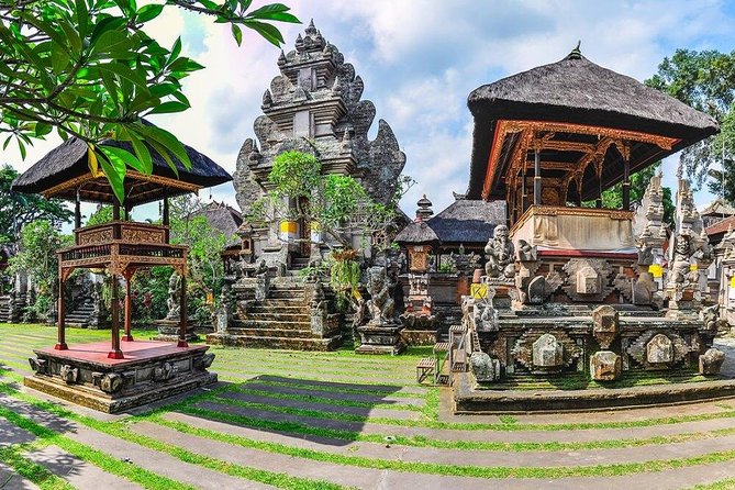 All-Inclusive Ubud Private Tour - Tirta Empul Temple: sacred spring purification at the fountains