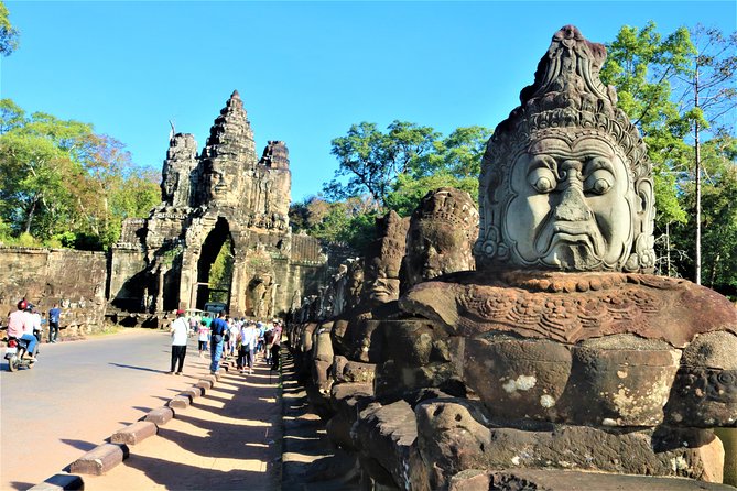Angkor Wat Highlights and Sunrise Guided Tour from Siem Reap - Srah Srang and the Breakfast Break You’ll Actually Use