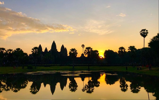 Angkor Wat Highlights and Sunrise Guided Tour from Siem Reap - The Terrace Stops: Leper King and Elephants