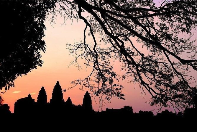 Angkor Wat Sunrise & 3 Main Temples with Breakfast – Small Group - Hotel pickup, the small group van, and staying sane in the early hours