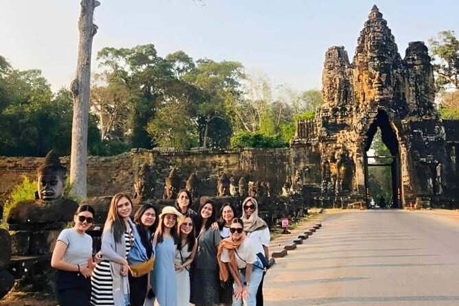 Angkor Wat Sunset Small Group Tour with Lunch Included - Bayon Temple: The Faces and the Story Behind Them