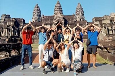 Angkor Wat Sunset Small Group Tour with Lunch Included - Lunch at Srah Srang (Royal Bath): The Break That Saves the Afternoon