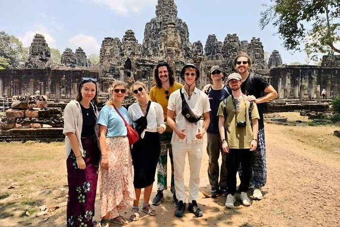 Angkor Wat Sunset Small Group Tour with Lunch Included - Angkor Thom South Gate and the Terrace of the Leper King: Quick Hits With Real Payoff