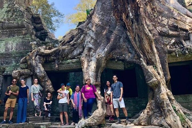Angkor Wat Sunset Small Group Tour with Lunch Included - Phnom Bakheng Sunset: Iconic Views, Steps, and a Cloud Reality Check