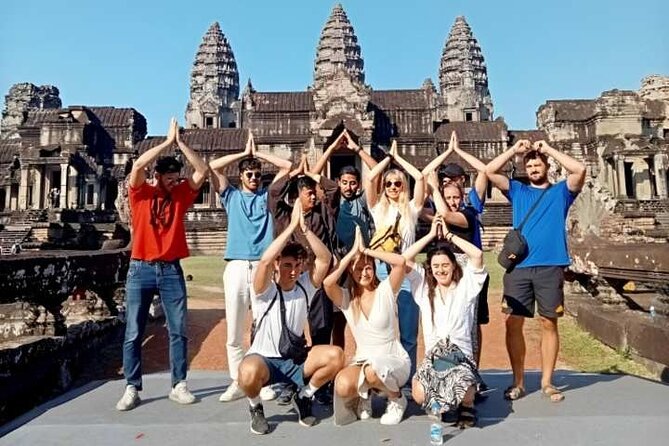 Angkor Wat Sunset Small Group Tour with Lunch Included - Lunch at Srah Srang (Royal Bath): The Break That Saves the Afternoon