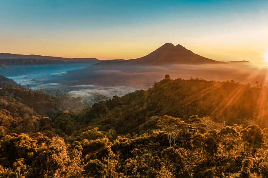 Bali: Mount Batur Sunrise Trek With Guide and Breakfast - Key Things That Make This Batur Sunrise Trek Worth It