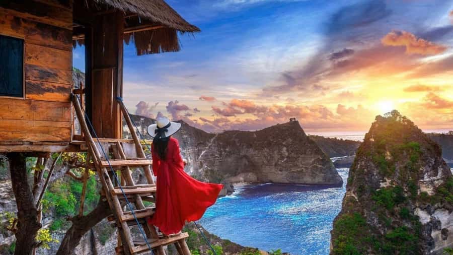 Bali/Nusa Penida: East & West Highlights Full-Day Tour - Sanur mornings and Bali pickup times: plan for early starts and real roads