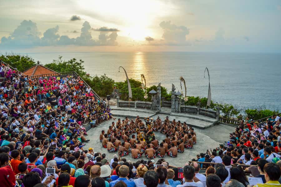 Bali Sunset: Uluwatu Temple, Kecak Dance and Jimbaran Bay - Temple time: sea views, holy grounds, and the monkey factor