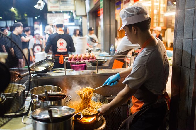 Bangkok by Night: Temples, Markets and Food Tuk-Tuk Tour - Dinner by the river plus dessert: eating like you are in on the city
