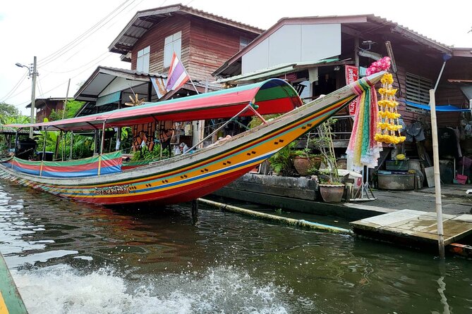 Bangkok Canal Tour: 2-Hour Longtail Boat Ride - Wat Paknam Phasi Charoen: The Giant Buddha Photo Stop
