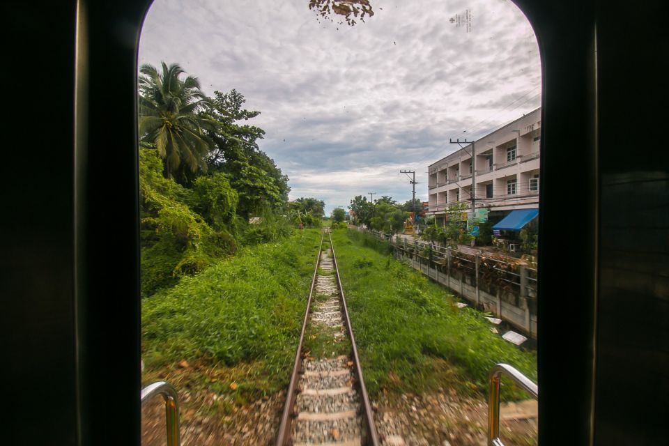 Bangkok: Damnoen Saduak Market and Maeklong Railway Market - The day’s timing and transport: why early starts make or break it