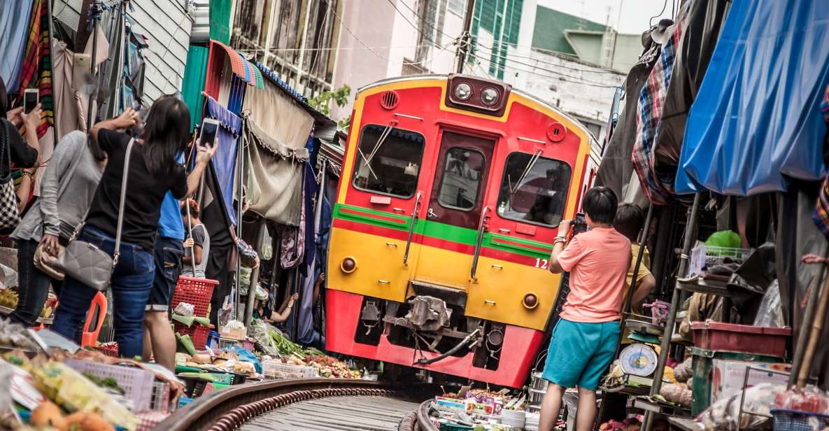 Bangkok: Damnoen Saduak, Train Market & Mahanakhon Day Trip - Where You Start: Robinson Sukhumvit Meet-Up Near BTS Asoke