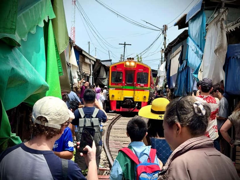 Bangkok: Floating Market and Train Market Experience - Why Maeklong and Damnoen Saduak Feel Like Thailand in Action