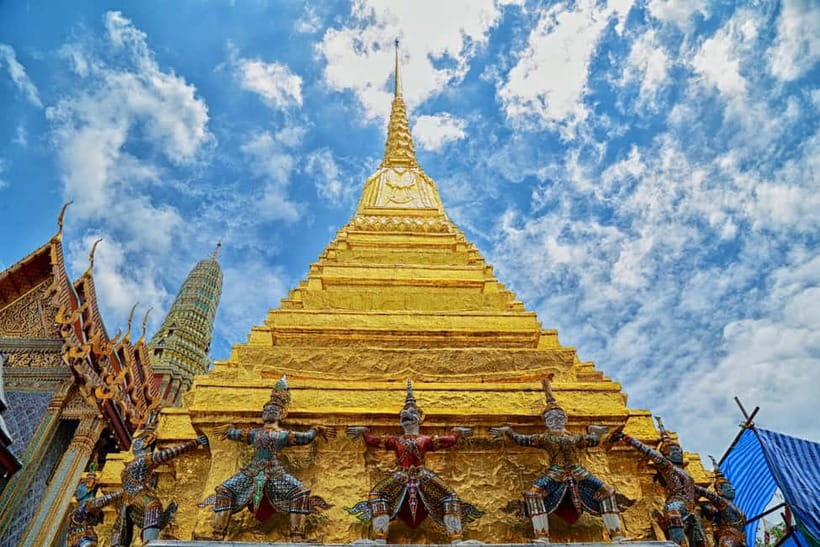 Bangkok: Grand Palace, Wat Pho, Wat Arun Sacred & Local Tour - Wat Pho: Reclining Buddha, Courtyards, and Thai Massage Roots