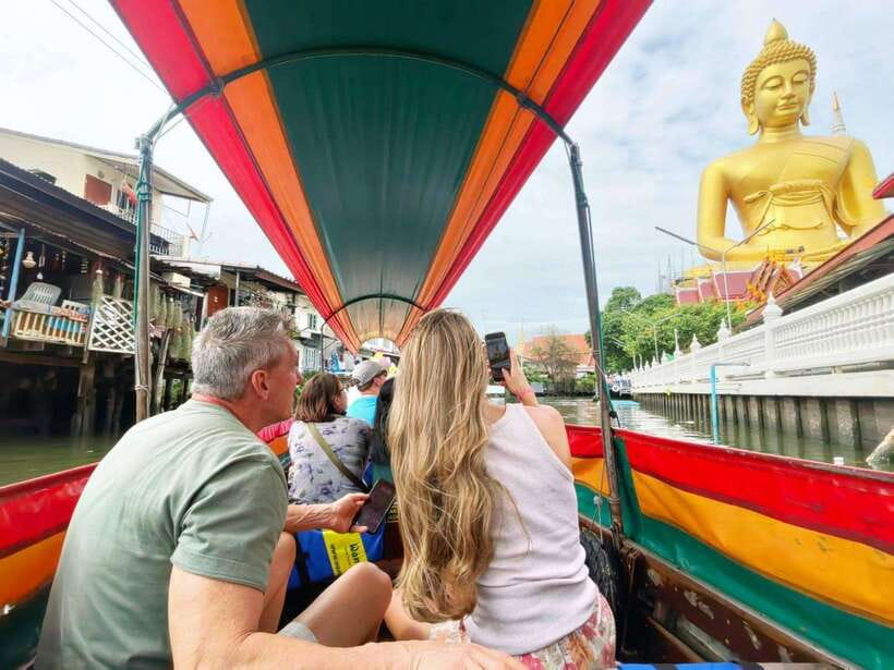 Bangkok: Longtail Boat Canal Cruise - Canal life at water level: people, routines, and the lock pause
