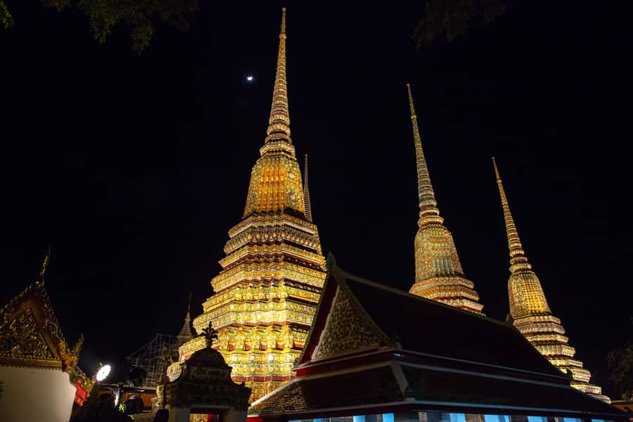 Bangkok: Markets, Temples and Food Night Tour by Tuk Tuk - Tuk tuk comfort and safety: what to consider before you get in