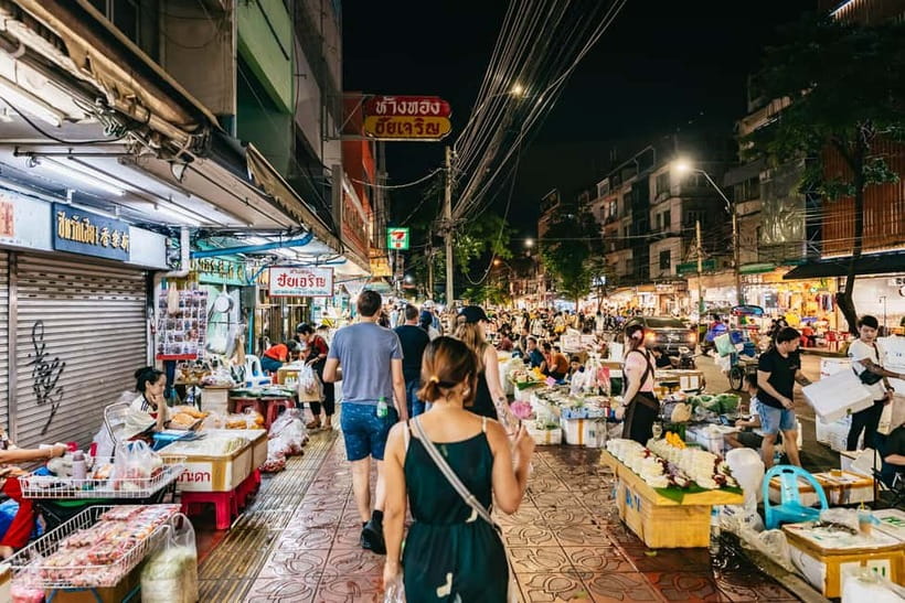 Bangkok: Midnight Food Tour by Tuk-Tuk - Old Town Temples and Flower Markets After Dark
