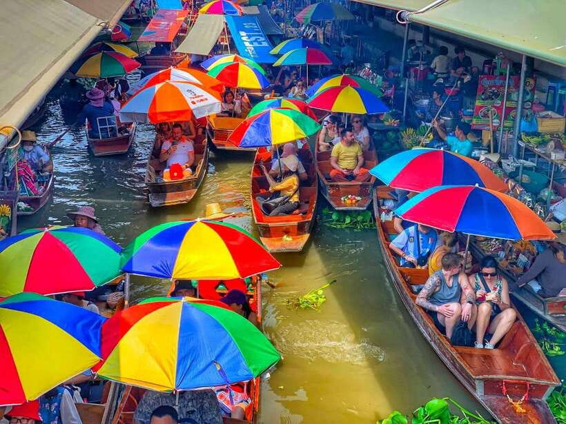 Bangkok: Train Market & Floating Market with Boat Ride - The long coach ride: how to make peace with the travel time