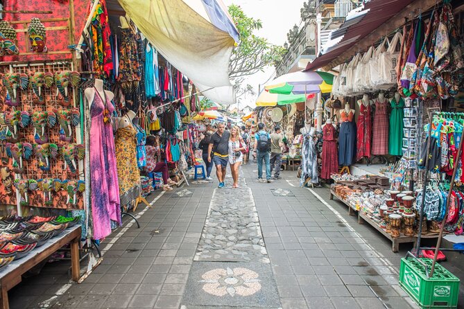 Best of Ubud 1-Day Private Tour - Ubud center free time: Art Market then Ubud Palace