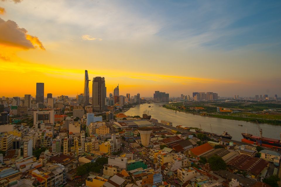 Bitexco Financial Tower: Saigon Sky Deck - Fast Track Ticket - Bitexco Tower’s quick climb: 7 meters per second to the views