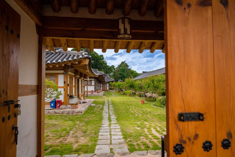 Busan: Gyeongju Guided Day Trip to Three Kingdoms Capital - Busan Pick-Up and Coach Logistics: Where You’ll Board Without Stress