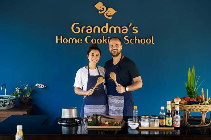 Chiang Mai: Authentic Thai Cooking Class and Farm Visit - Who should book this cooking-and-farm experience