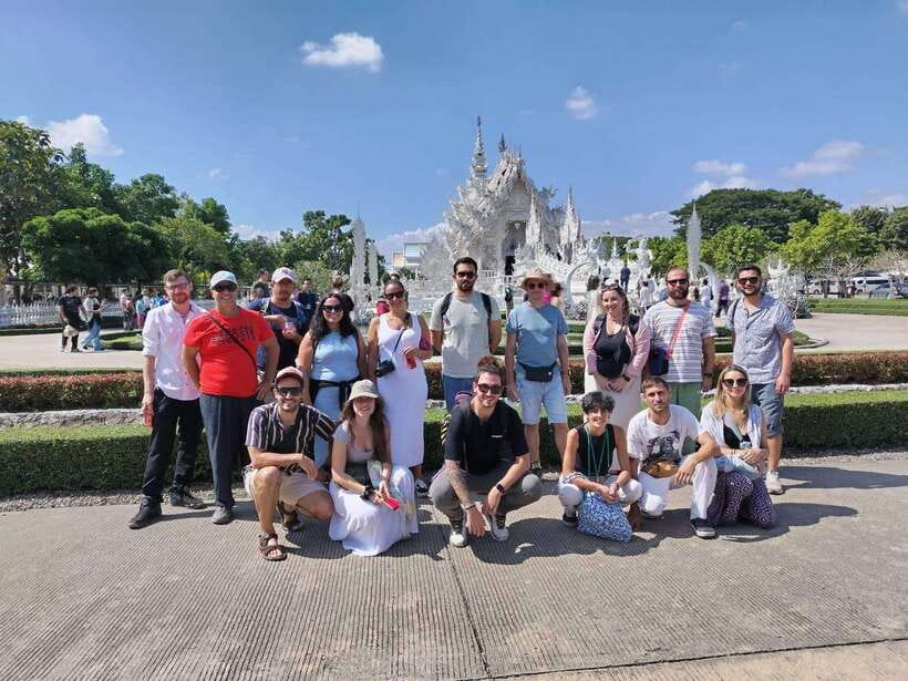Chiang Mai: Chiang Rai Temples, Karen Tribe and Hot Springs - Wat Rong Suea Ten (Blue Temple): a calmer Buddha surrounded by blue and gold