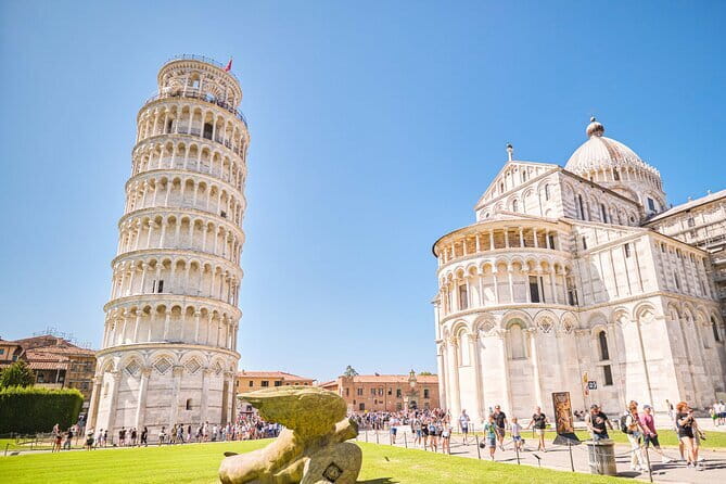 Cinque Terre Day Trip with Optional Hiking or Pisa - Vernazza and Monterosso: Ports, Terraces, and a Beach Break