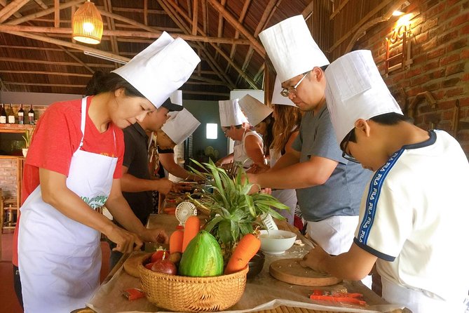 Cooking Class Hoi An:Local Market, Basket Boat, Fishing & Cooking - Net fishing and purple crabs: what you’re trying, not what you’re guaranteeing