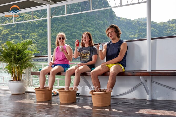 CozyBay Cruise-The Best Small Group 2D/1N inHalong-All inclusive - Cabins and food: where the value feels real, and where it can go wrong