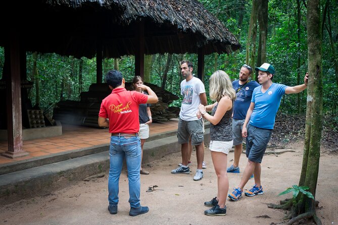 Cu Chi Tunnels Half-Day Tour: Big Group Vietnam War Experience - Getting Out of Ho Chi Minh City: The 90-Minute Country Drive