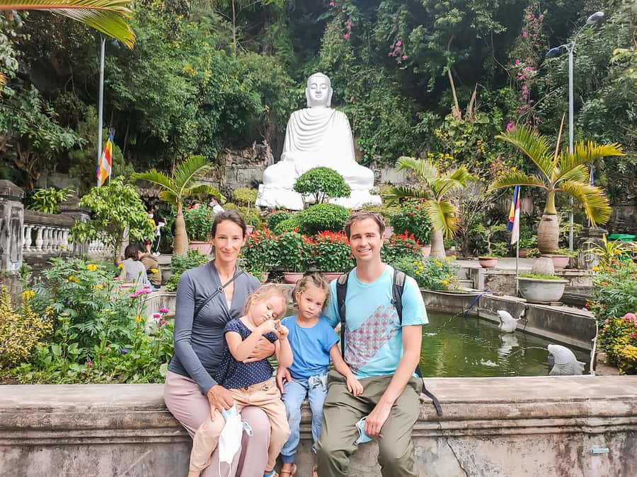 Da Nang: Lady Buddha, Marble Mountains, and Am Phu Cave Tour - Am Phu Cave and the Buddhist Hell Walk-Through