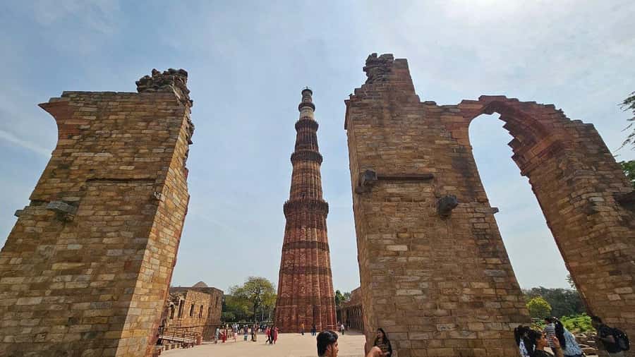 Delhi: Full or Half-Day Old and New Delhi Private Tour - Guide and driver quality: why names like Asim, Nawin, and Gyanendra show up