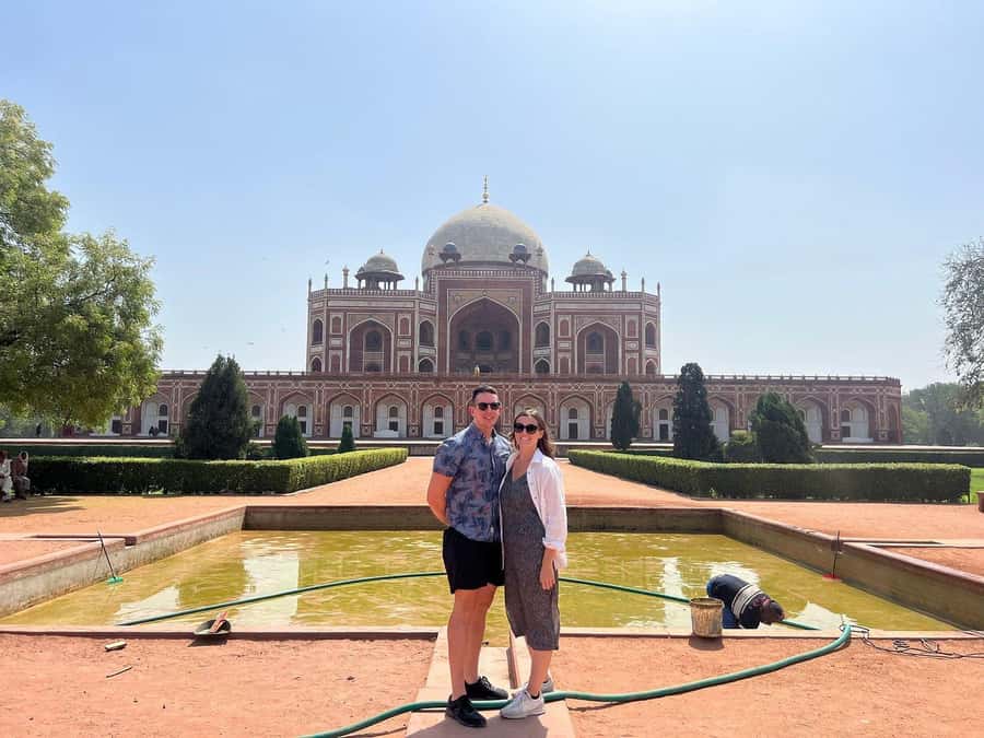 Delhi: Full or Half-Day Old and New Delhi Private Tour - Humayun’s Tomb: Mughal gardens and a blueprint for later greatness