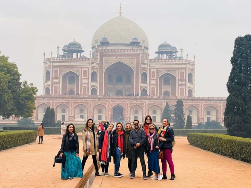 Delhi: Old and New Delhi Private Full or Half-Day Tour - Lotus Temple: quiet spirituality before the Mughal-and-empire sights