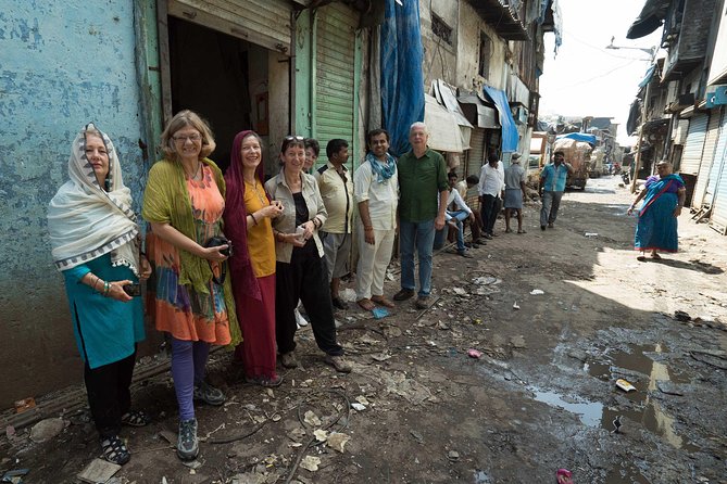 Dharavi slum tour in Mumbai by Female tour guides of the slum - Key things that make this tour worth your time