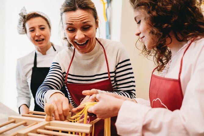 Florence: Pasta Cooking Class with Unlimited Wine - Lunch + Wine: The Meal Is the Point
