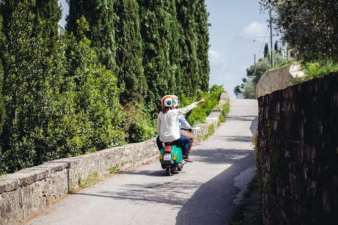 Florence Vespa Tour: Tuscan Hills and Italian Cuisine - From Piazza Michelangelo to Pozzolatico: the Tuscany road trip feel