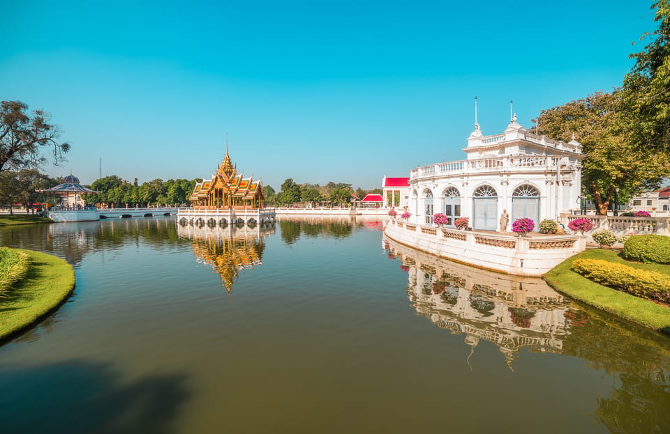 From Bangkok: Ayutthaya & Ayothaya Floating Market Day Trip - Bang Pa-In Royal Palace: A Palace With Three Personality Types