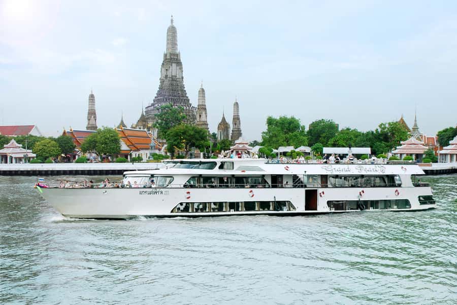 From Bangkok: Ayutthaya Day Tour by Bus with River Cruise - Wat Phra Sri Sanphet: The Royal Temple and the Big Scale You Didn’t Expect