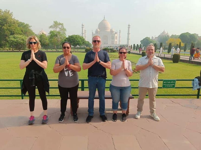 From Delhi: Taj Mahal & Agra Private Day Trip with Transfers - Taj Mahal with a private guide: what you should actually look for