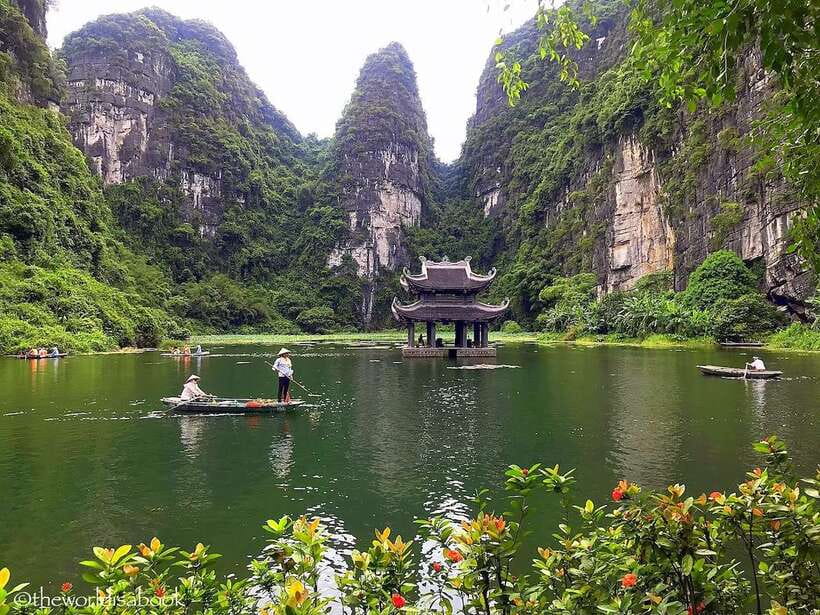 From Hanoi: Ninh Binh, Trang An, Bai Dinh, and Mua Cave Trip - Getting Out of Hanoi: Limousine Comfort and a Predictable Start