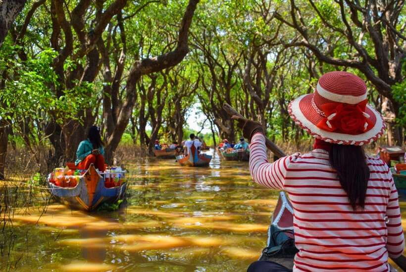 From Siem Reap: Kampong Phluk Floating Village Tour by Boat - Sunset on Tonle Sap: Ending on the Right Note