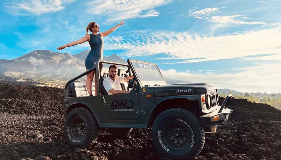 From Ubud: Mount Batur Shared Jeep Sunrise & Hot Spring Tour - The Mount Batur sunrise portion: 4WD viewpoints without the hike