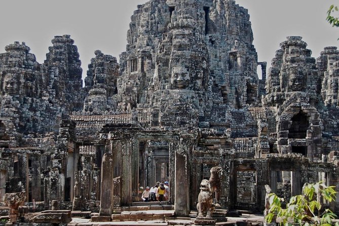 Full-Day Angkor Wat Sunrise Private Tour with Guide from Siem Reap - Banteay Kdei: a quieter monastic complex with a similar feel
