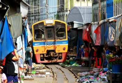 Half-Day Railway Market and Floating Market Tour in Thailand - The Train Ride In: The View Is the Point