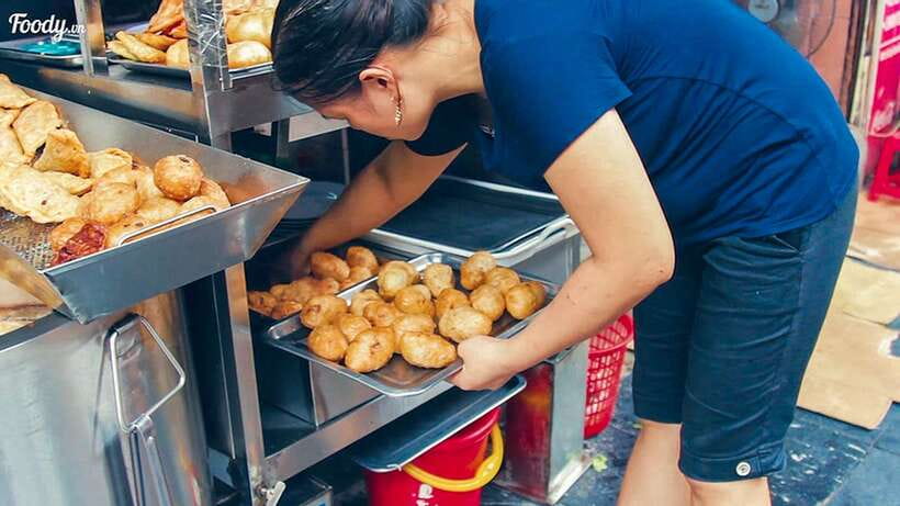 Hanoi: Guided Food Tour with Train Street Visit - Train Street Visit: How to Maximize Your Odds
