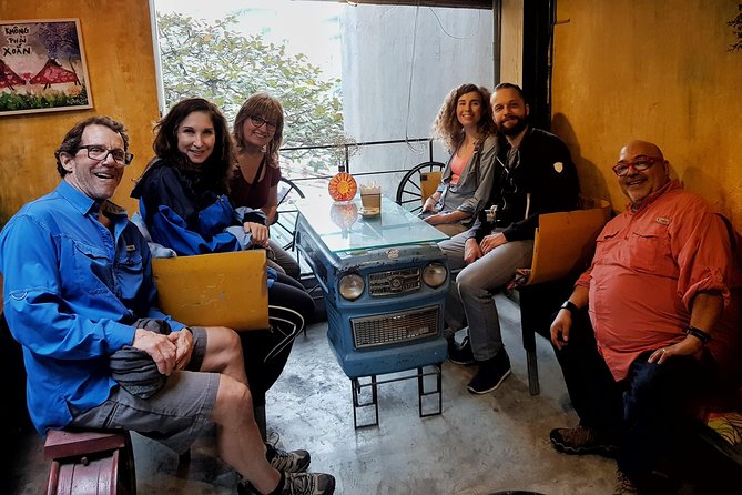 Hanoi Motorbike Tour: Food, Culture and Fun by Vintage Motorbike - Chợ trời and the backstreets: where the food day really starts